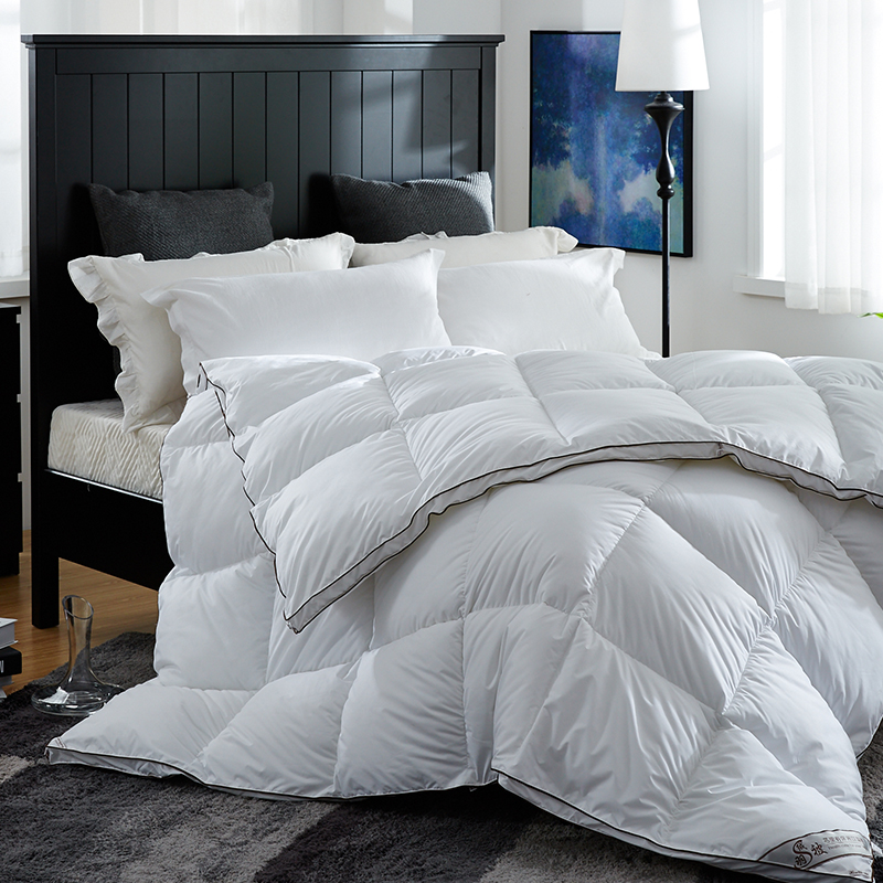 Hřejivá měkká peřina s podšívkou ze 100% bavlny Hřejivá měkká peřina s podšívkou ze 100% bavlny