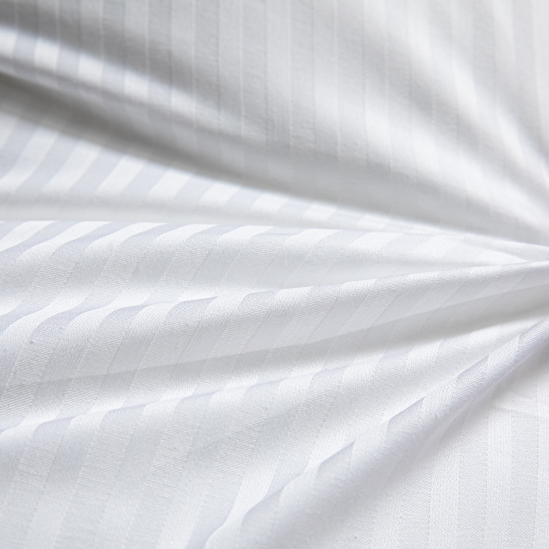 White Sateen Stripe Pillow Hotel Design Polštář pro 5hvězdičkový hotel White Sateen Stripe Pillow Hotel Design Polštář pro 5hvězdičkový hotel